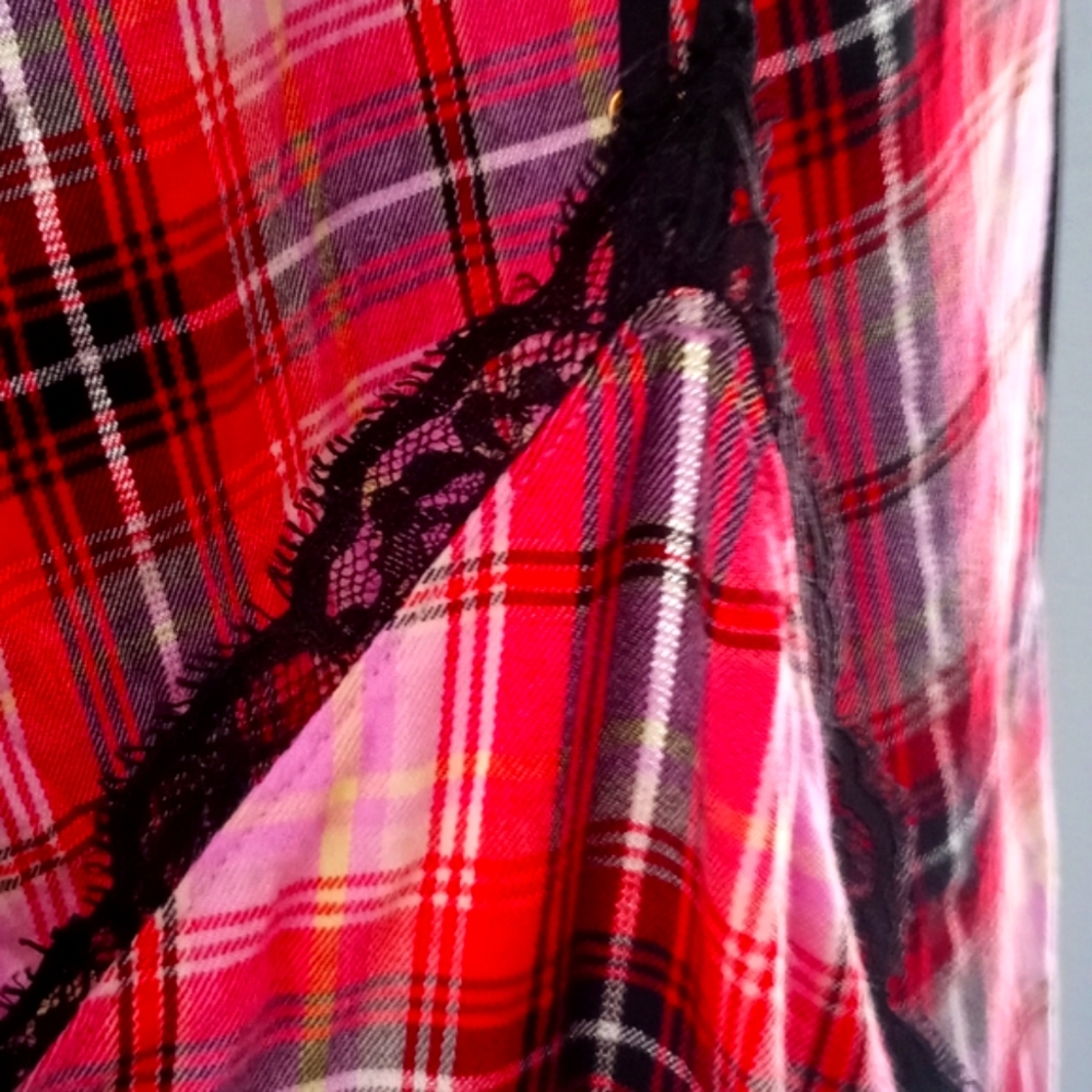 Cozy Victoria's Secret PJ Pink flannel set. - Picture 4 of 13
